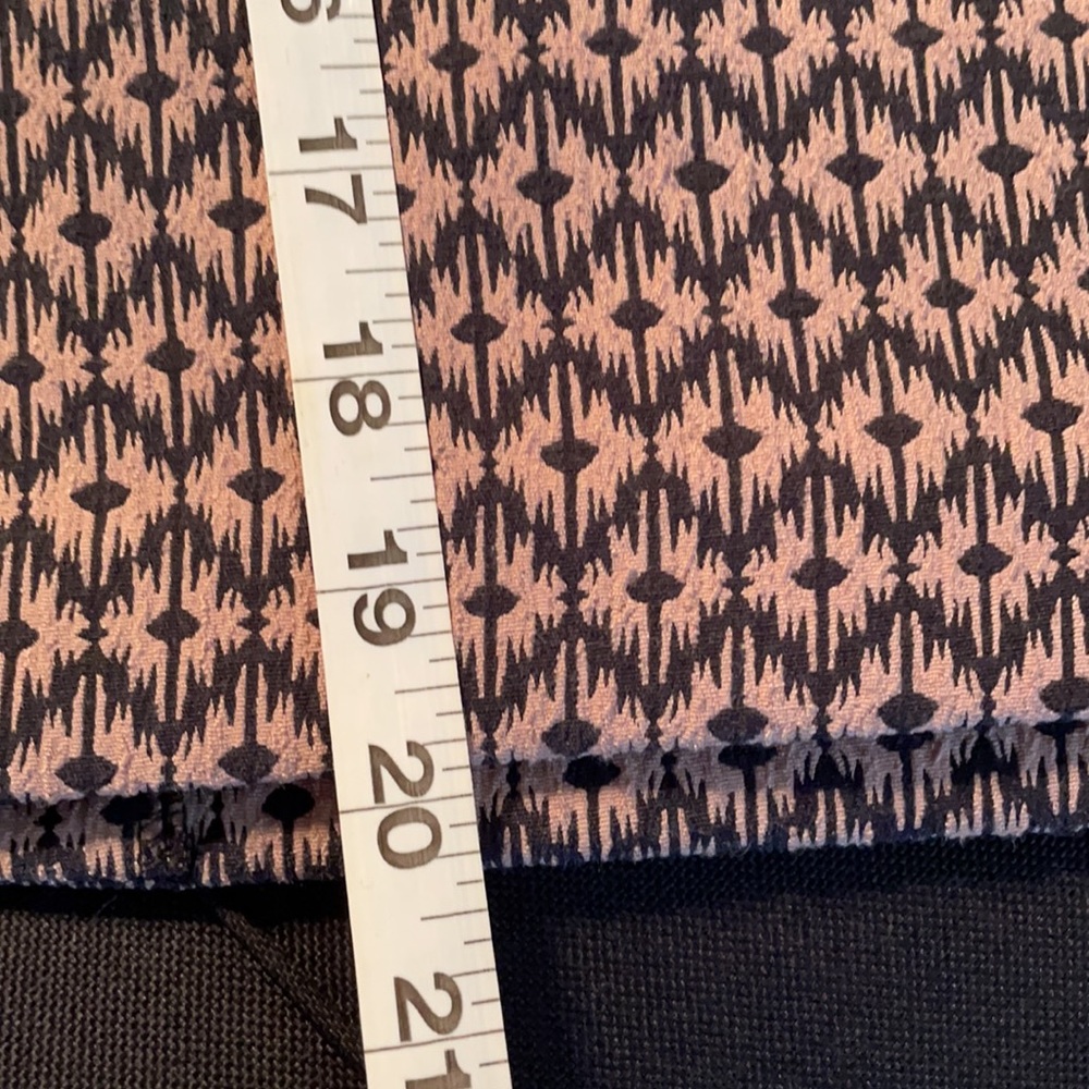 Skirt - Picture 3 of 4